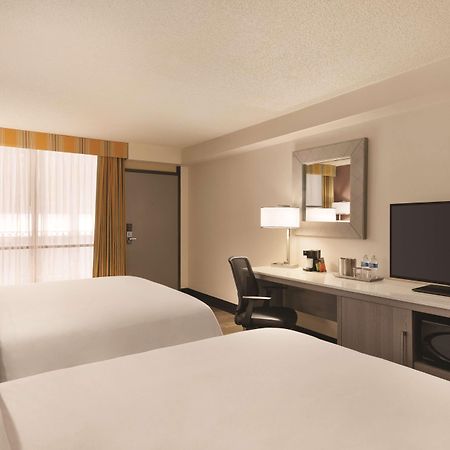 Radisson Hotel Lenexa Overland Park Zewnętrze zdjęcie
